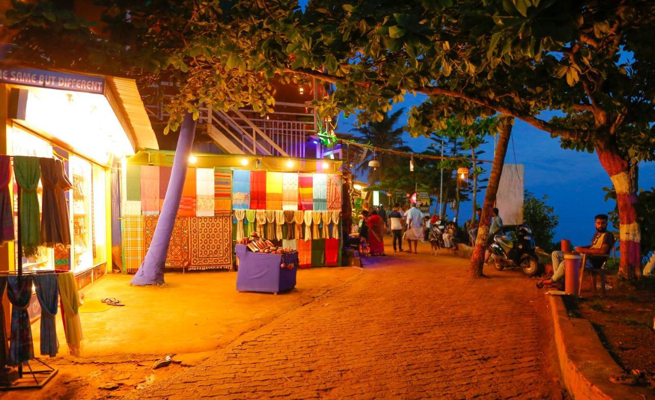 Hôtel La Exotica à Varkala Extérieur photo